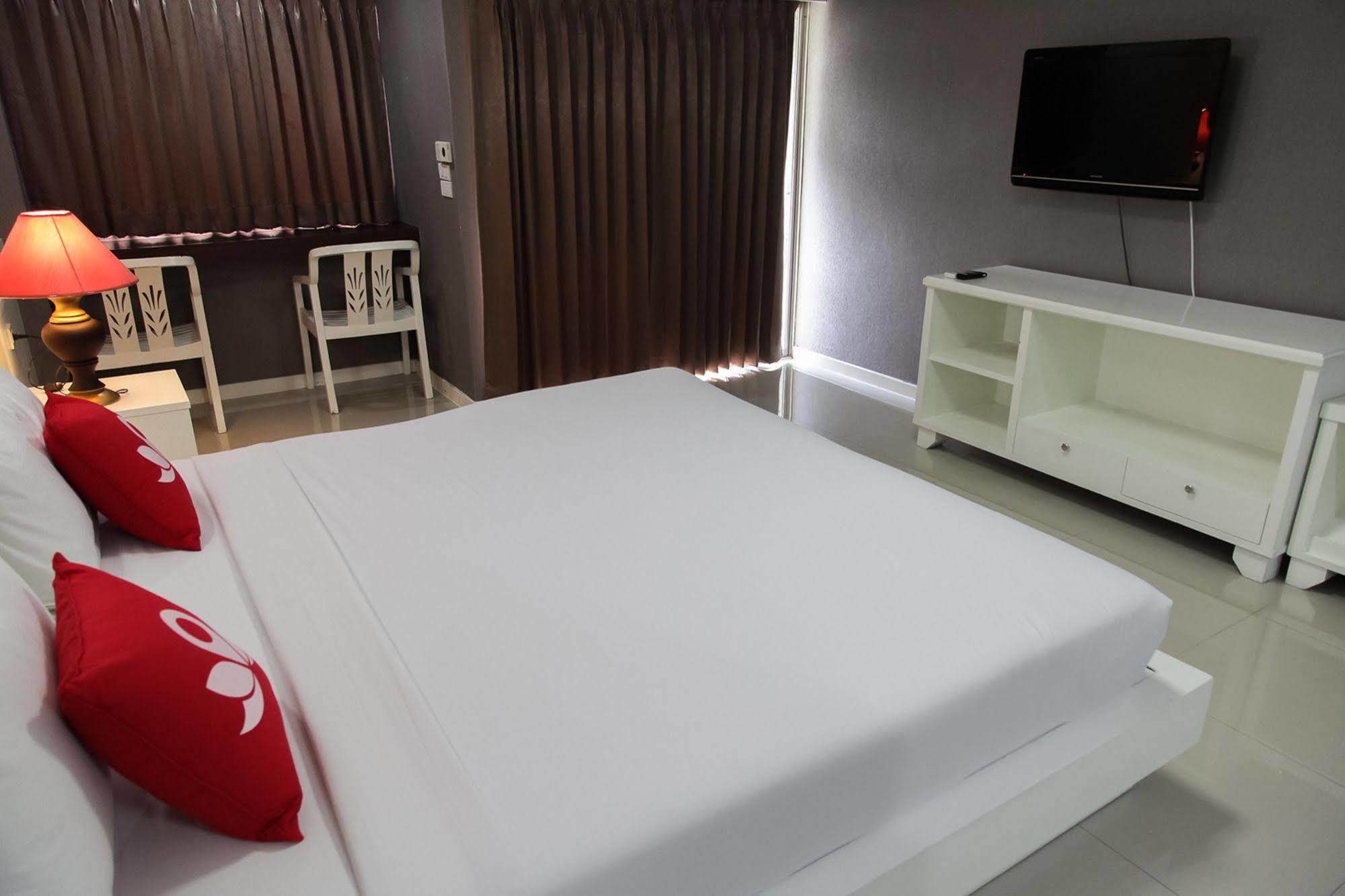 Zen Rooms Bangchak Bangkok Extérieur photo